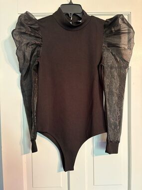 TCEC Medium Black Bodysuit with Sheer Puff Sleeves